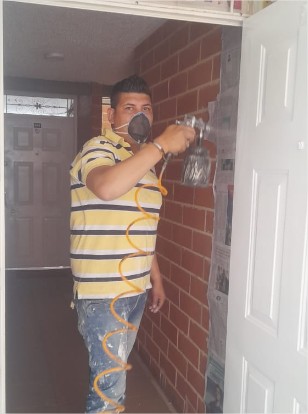 Pintores profesionales en Bogotá para mantenimiento de pintura en hogares